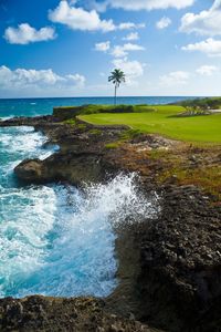 SEA you on the golf course this weekend at Sandals Emerald Bay! This Greg Norman-designed 7,001-yard, par 72 championship golf course rivals any oceanside course in the world. Norman created not one, but six signature holes hugging the perimeter of Emerald Bay’s scenic peninsula. | Sandals Resorts | Exumas | Golf |