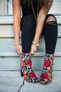 10 cute fall outfits you can wear to class!