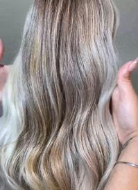 It's the coverage for us. Global Ambassador Patricia Nikole used Mirror Lights to upgrade her grey coverage and we love the results. Learn more about the art of Mirror Lights by clicking now.