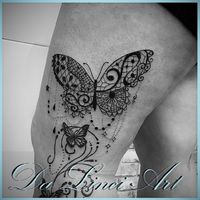 Tattoo design made by Linda Roos - Da Linci Art www.dalinciart.nl http://dalinciart.nl/fotos/ #tattoo #dalinciart #tattoodedign #vlinder #butterfly #lace #kant #butterflylace #tattoodrawing #drawing #lacebutterflytattoo #lacebutterfly #swirl #switltattoo #feather #feathertattoo #tattoos #tattooshop #zwijndrecht