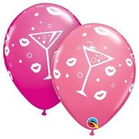 Ben je op zoek naar een ballon in de vorm van een watermeloen, donut of een ijshoorn? Binnen deze categorie vind je alle folieballonnen die passen binnen het thema eten en drinken. Wij hebben de vrolijkste ballonnen in ons assortiment, zoals: fruit ballonnen, fastfood ballonnen en groente ballonnen. De ballonnen zijn geschikt voor het decoreren van een themafeest of kunnen gebruikt worden voor het maken van een ballontros. #DeBallonnerie #themaballonnen #eten #drinken #eet&drinkballonnen
