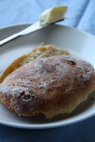Cebicin keittiö: Piimäsämpylät