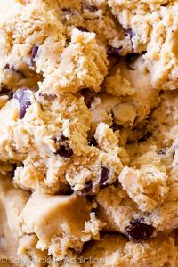 Instructions for freezing cookie dough! Great make-ahead tips for the busy holiday season!