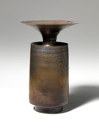Vase. Colin Pearson. British. Stoneware.