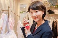 VIDEOTHINKさんはTwitterを使っています 「【発売中】 東京の今と昔を案内 新井愛瞳(アップアップガールズ(仮))「TOKYO CITY GUIDE」収録 「IDOL NEWSING vol.2」」 / Twitter