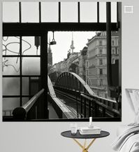U-Bahnhof der Linie U2 - Sonderzug nach Pankow von Silva Wischeropp #print #poster #canvas #photography #BERLIN #Wandbild #Hauptstadt #schwarzweiss #schwarzweiß #Architektur #Reise #Foto #Fotografie #Stadtlandschaft #Stadtansicht #Fassaden #Strassenkunst #Wandbild #Poster #Leinwand
