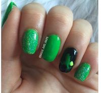 St. Patrick's Day Nails