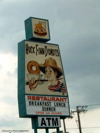 South Side Chicago Treasure: Huck Finn Donuts