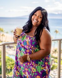 There's no party like pajama party! ✨ How great is this Papaya Paradise cami nightgown on @candesland?!