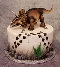 Triceratops cake