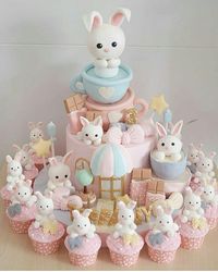 Regrann from @billysetiawan6132 - BUNNY CAKE #bunnycake #customcasejakarta #cake #caketopper #handmade #handmadecake - #regrann