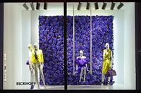 non symmetrical window display – Google-haku