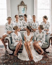 Just received a few of our wedding photos back from @bethanysmallphoto & I can’t wait to share with you guys 🙌🏼 I love this picture - these…