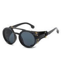 Retro Women's Sunglasses which has a light-proof structure on the sides, is a very stylish product. Women's Sunglasses which, uses high quality materials in its production, is offered for sale with a round frame.