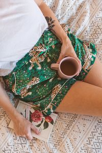 From relaxing mornings to quiet evenings, unwind in our 100% cotton best-sellers.