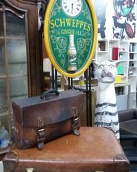 4 Me gusta, 0 comentarios - PERROVERDESHOP (@perroverdeshop) en Instagram: ".. #rinconesdemialmacén #almoneda #antigüedades #vintage #decovintage #style #brocante #venta…"