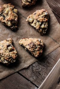 pear chocolate scones