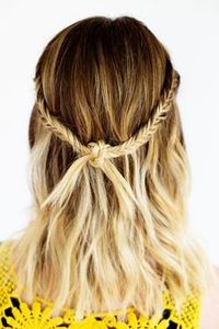 Cheveux mi-longs : 22 coiffures pour être stylée en simplicité