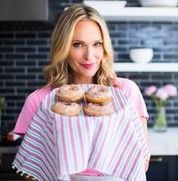 baked confetti donuts
