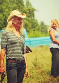 Walking Dead Beth | The Walking Dead- Andrea and Beth