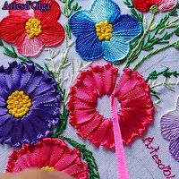 En este tutorial te muestro cómo bordar cojines paso a paso. Espero te guste. . . . . #artesdeolga #artesdolga #bordado #bordados #diy #embroidery #manualidades #cojines #ribbons #pillows