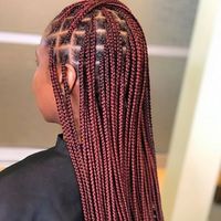 NATTES COUCHÉES - BRAIDS - LOCKS Envie de changer de coiffure ? Retrouvez sur notre boutique en ligne une sélection de mèches afin de réaliser tout type de coiffure tel quedes : braids, fausse locks, twist, nattes couchés .. #fausselocks #locks #braid #ButterflyTwists #passiontwist #knotlessbraids #knotless #braids #tresses #nattes #nattescouches #twist #vanilles