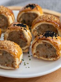 These homemade Shortcrust Pastry Mini Sausage Rolls are a delicious combination of flaky and buttery shop-bought pastry with perfectly seasoned hearty sausage meat. They are the perfect appetizer or finger food for your Christmas parties and are also great for lunch boxes, picnics, or snacks.