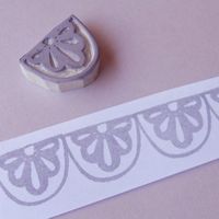 Lace Scallop Border - Hand Carved Stamp