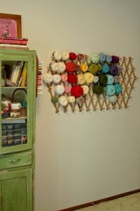 16 clever yarn storage ideas - LIFE, CREATIVELY ORGANIZED #organizeyarn #knittinghelp #yarnstorage