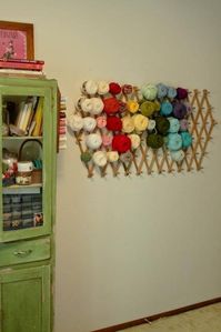 16 clever yarn storage ideas - LIFE, CREATIVELY ORGANIZED #organizeyarn #knittinghelp #yarnstorage