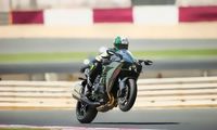 kawasaki ninja hr2 is new launched #superbike , an #amazing #sportbike and #stylishbike. kawasaki ninja hr2 #runs on #road with Thunder Engines. has lot of #power. What is the CC of Ninja H2R? its 998cc How much does a Kawasaki Ninja H2R cost? Rs.79,90,000 Is the Ninja H2R street-legal?dpends on you