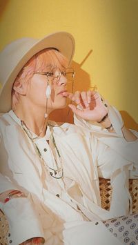 #bts ⭐🌙 #v #taehyung #taehyung_wallpaper