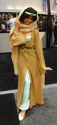 Cape thing for when Jasmine is in the market