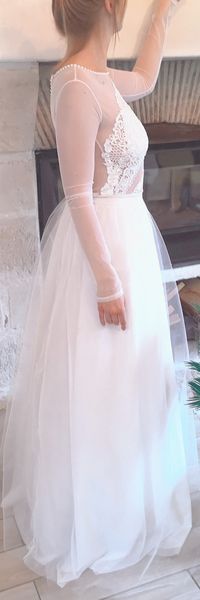 Voile et dentelle brodée