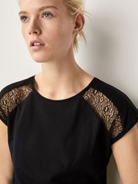 ТОП С КРУЖЕВНОЙ ОТДЕЛКОЙ НА ПЛЕЧАХ - для женщин - Massimo Dutti