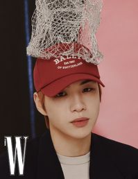 220315 W Korea April Issue Preview 2022