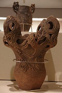 「縄文土器」おしゃれまとめの人気アイデア|Pinterest|研一 光永 ...