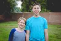 Homeschool Curriculum for Easy-Going Families - I'm not your typical homeschooling mom... You won't find me planning this week's lessons or devoting an entire room of my house to homeschooling. There's nothing wrong with that style,