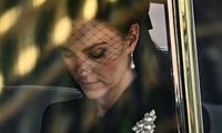 Sombre Kate Middleton pays tribute to Queen with rarely-seen jewel | HELLO!