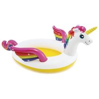 Piscine gonflable Intex en forme de licorne. Avec fontaine, pour encore plus de fun et de rafraichissement. Se gonfle avec un gonfleur manuel (non fourni).