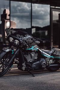 Harley-Davidson Road Glide ‘HD PRO’ by Tommy & Sons