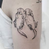Blackwork otter couple holding hands. Tattoo by Phoebe Hunter. #blackwork #linework #dotwork #otter #PhoebeHunter | Nov 29th 2016 | 288060