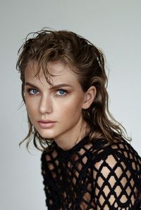 Cover Story: Taylor Swift | Wonderland Magazine