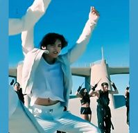 Credit to the owner. Do not edit. #V #Taehyung #뷔 #태형