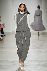 Kristina Fidelskaya Fall 2020 Runway Pictures - Livingly
