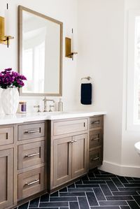 We were thrilled to work with Cody Johnson of Pacific Edge Builders, on his Devonshire Project in San Diego. You may remember Cody as the contractor from our Pe