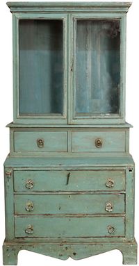 Love the color and antique finish...