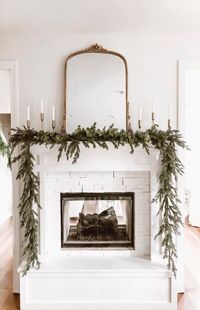 15 Beautiful Minimalist Holiday Decor Ideas - Hey Simply | Beauty & Lifestyle Blog