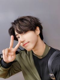 Stray Kids Japan Official on Twitter: "STAY❣ ただいまTikTokでは #CASE143Challenge を実施中! デュエット機能を使ってハンと踊ってみてください🤗 STAYを応援するためにサプライズをお届け✨ 熱い💖143💖をお待ちしています! https://t.co/8BaTnFL9sE #StrayKids #スキズ #ハン #HAN #CASE143 #THESOUND https://t.co/guIEwdgjQa" / Twitter