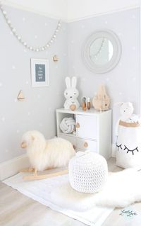 Cute baby's room ewith precious nursery decor. Don't go overboard with colors, keep the pallete soft with light muted colors. Adorable nursery ideas.